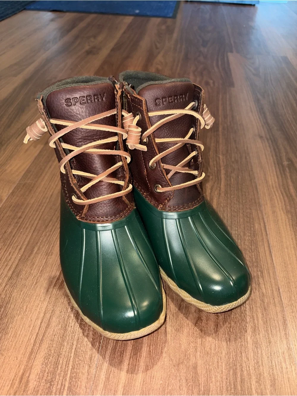 NWOT- Sperry saltwater duckboots